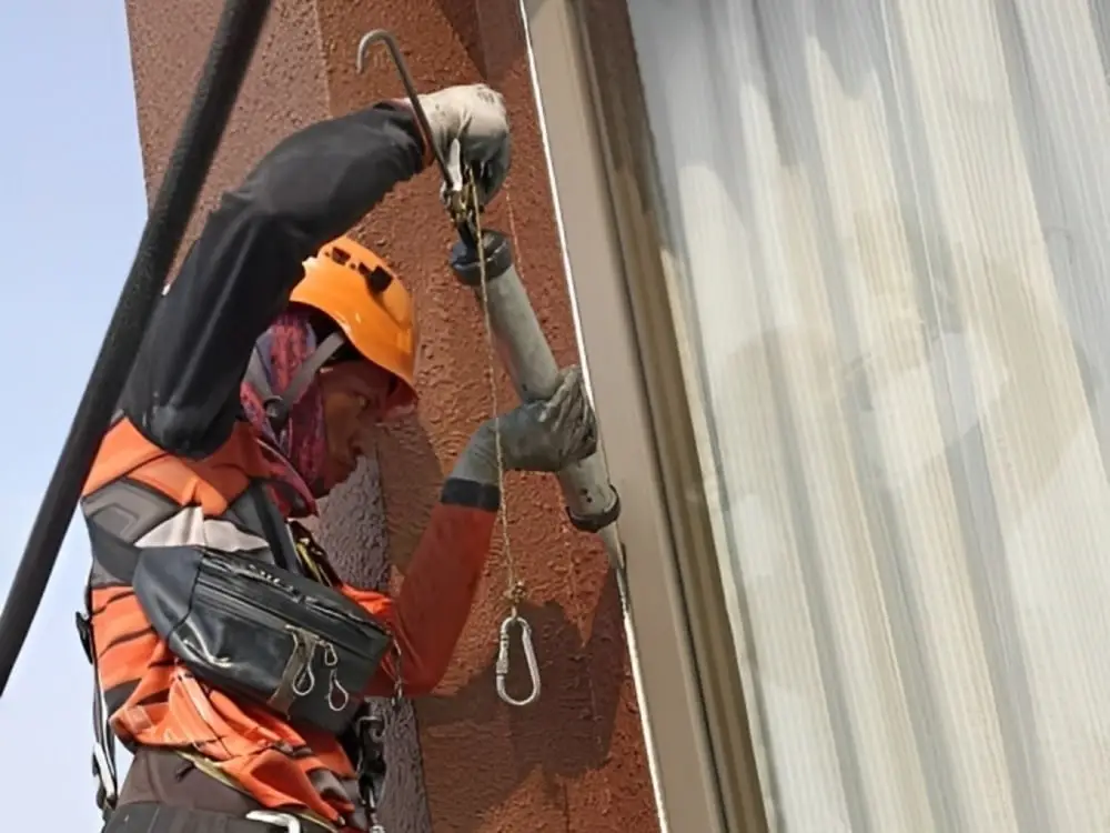 Vertical Pro Sdn Bhd High rise Cleaning Service